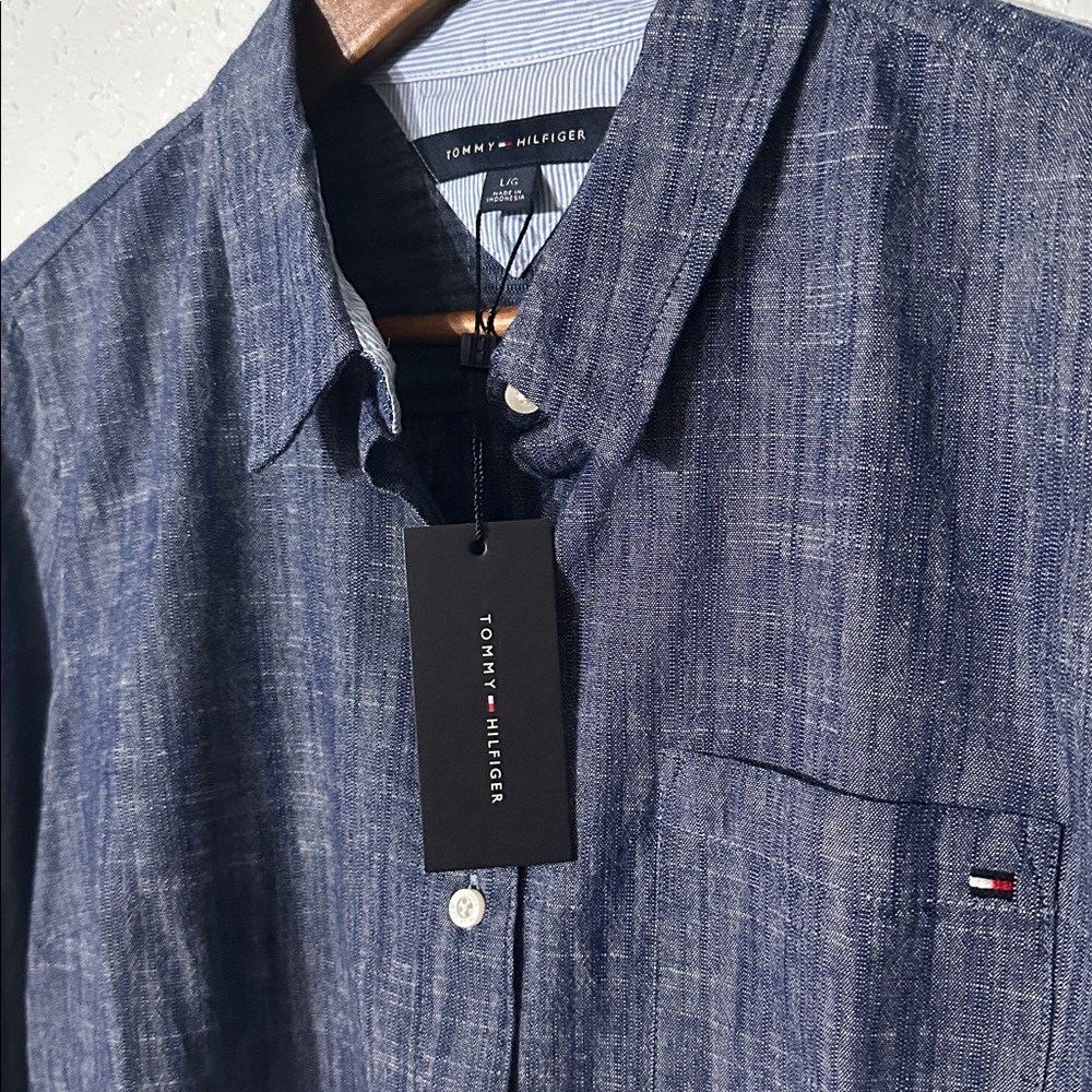 NWT Tommy Hilfiger Casual‎ Denim Blue Plain Button Down Shirt L $60